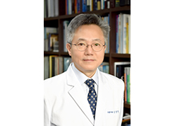 김영철 교수, 결핵환자 관리·진료협력체계 수립 공로 「대통령 표창」
