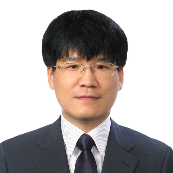 신민호교수님 사진