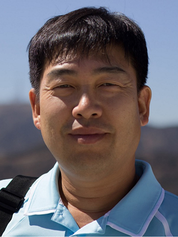 김성진교수님 사진