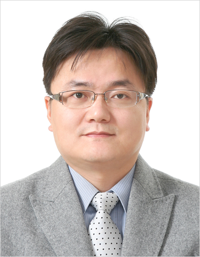 정성태교수님 사진